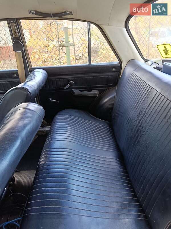 Седан ИЖ 412 ИЭ 1982 в Ивано-Франковске