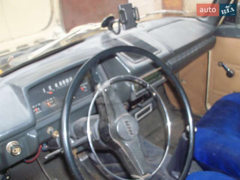 Седан ИЖ 412 ИЭ 1988 в Кривом Роге