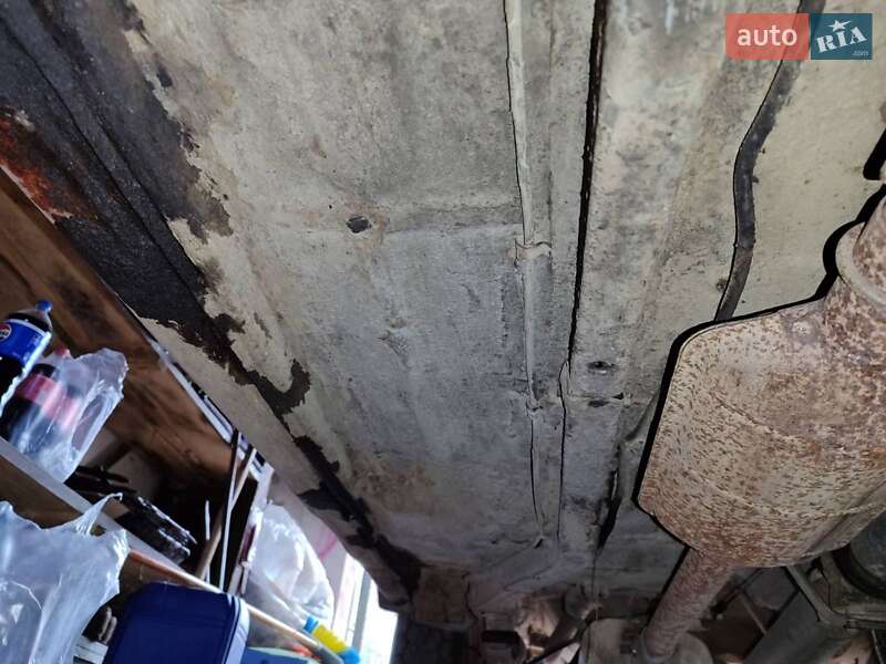 Седан ИЖ 412 ИЭ 1990 в Житомирі