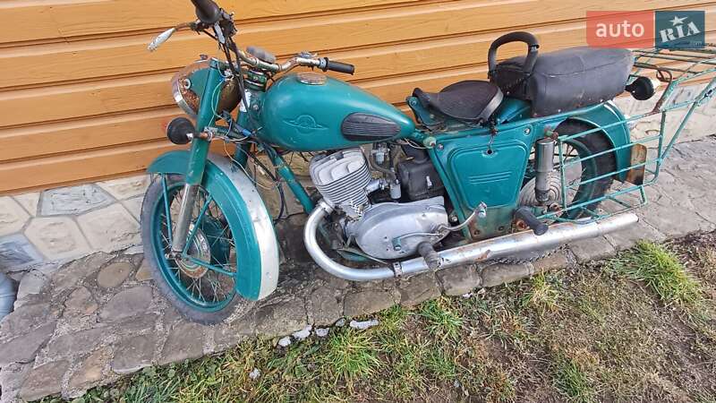 Мотоцикл Классик ИЖ 56 1975 в Микуличине