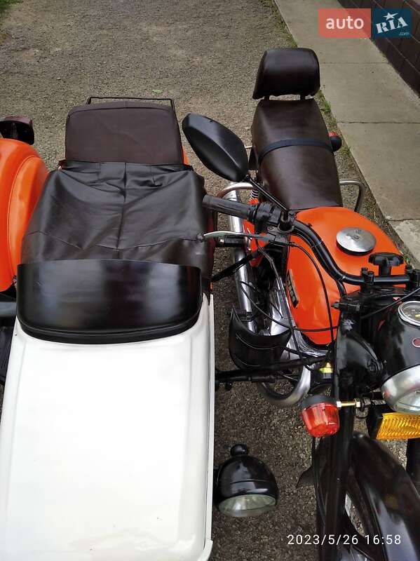 Мотоцикл з коляскою ИЖ Планета 4 1984 в Гусятині