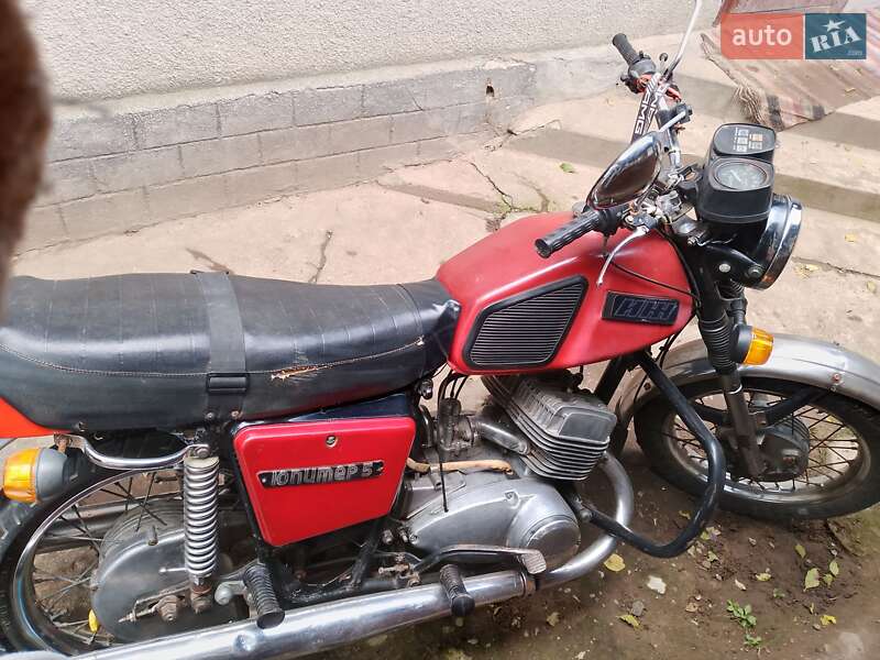 Мотоцикл Классік ИЖ Юпітер 5 1985 в Глибокій