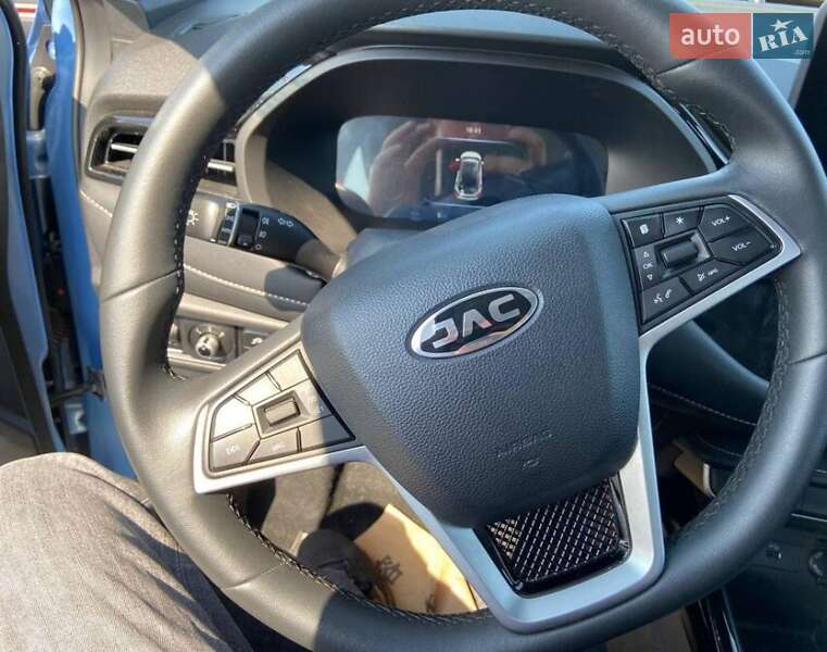 Внедорожник / Кроссовер JAC iEVS4 2019 в Снигиревке