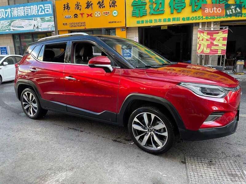Внедорожник / Кроссовер JAC iEVS4 2019 в Снигиревке