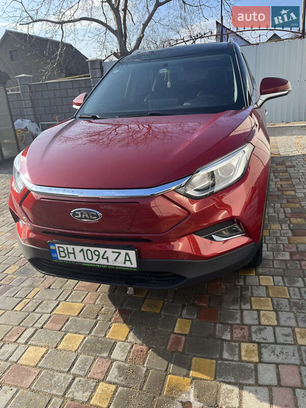 Позашляховик / Кросовер JAC iEVS4 2019 в 
