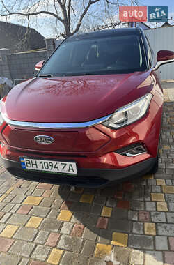 Позашляховик / Кросовер JAC iEVS4 2019 в 