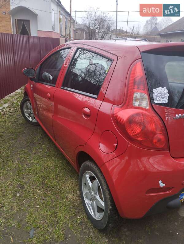 Хэтчбек JAC J2 2013 в Старой Синяве