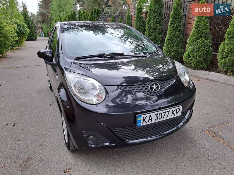 Хэтчбек JAC J2 2013 в Киеве