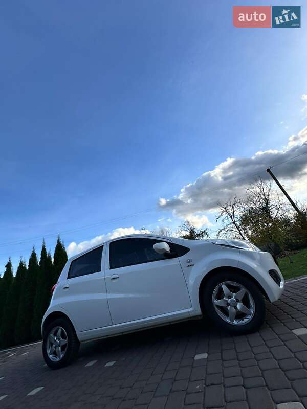 Хетчбек JAC J2 2015 в Мостиській