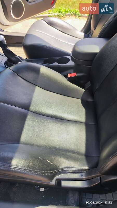 Седан JAC J5 2013 в Белой Церкви