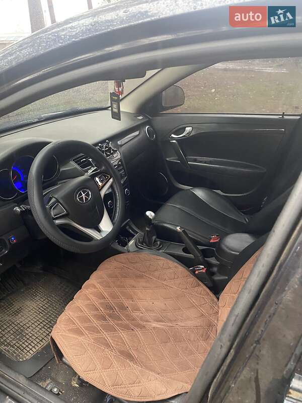 Седан JAC J5 2013 в Харькове