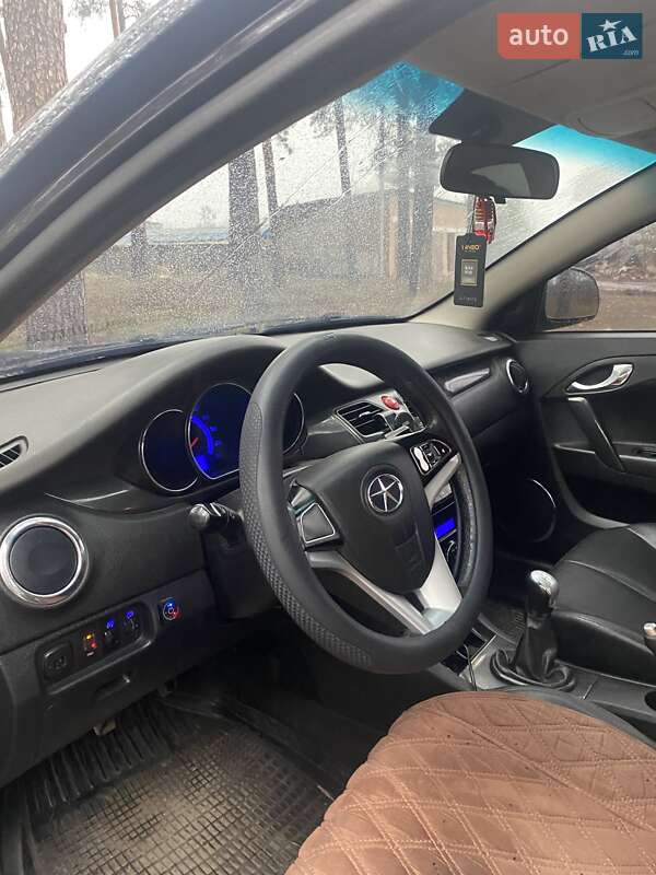 Седан JAC J5 2013 в Харкові