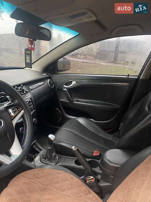 Седан JAC J5 2013 в Харкові