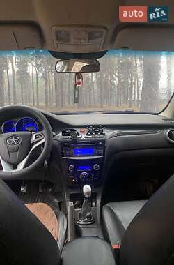 Седан JAC J5 2013 в Харькове