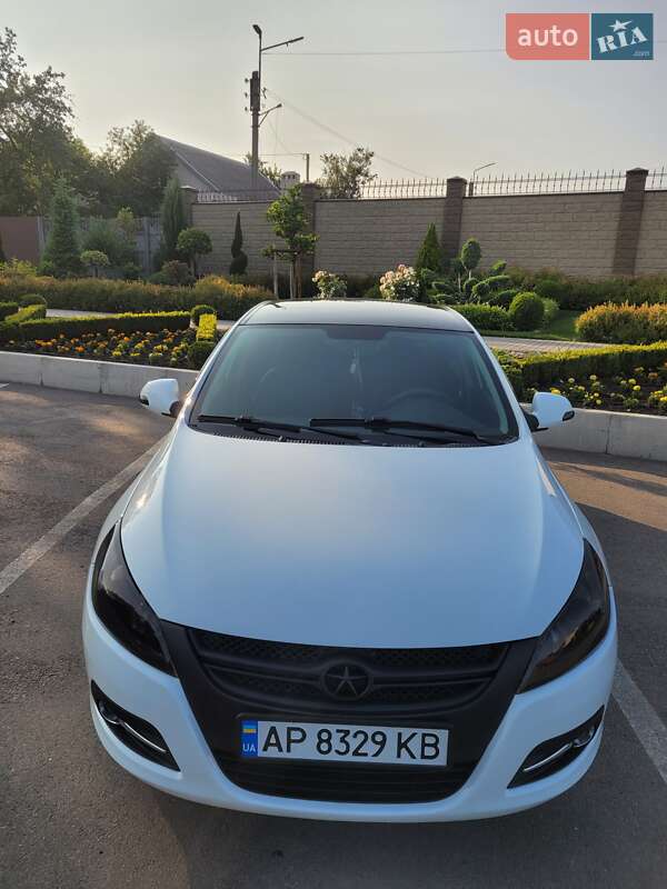Седан JAC J5 2014 в Запоріжжі