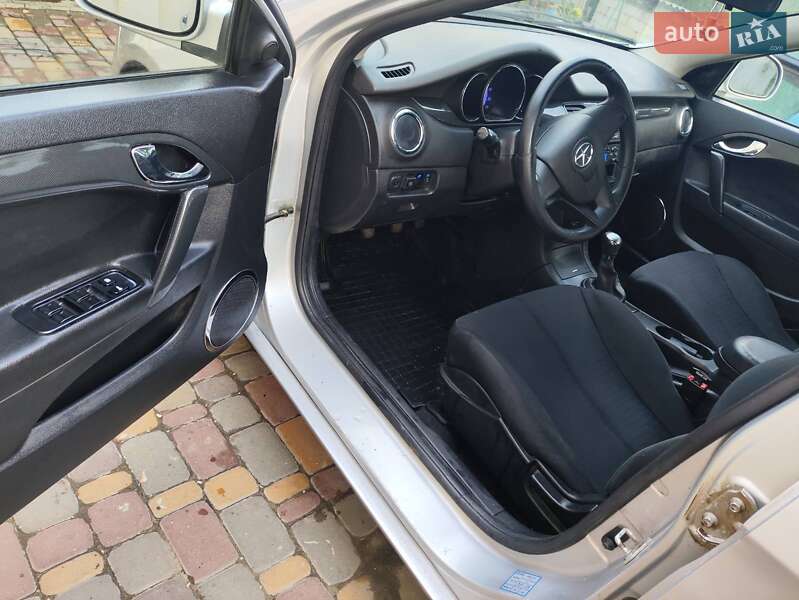 Седан JAC J5 2013 в Сумах