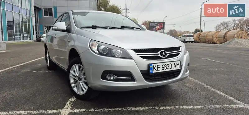 JAC J5