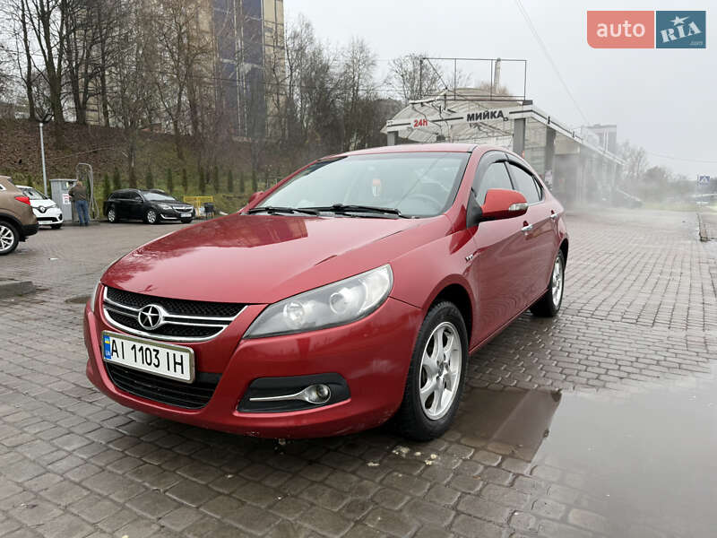 Седан JAC J5 2014 в Львові