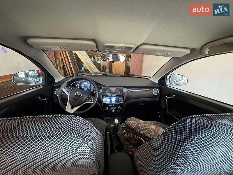 Седан JAC J5 2014 в Шептицькому