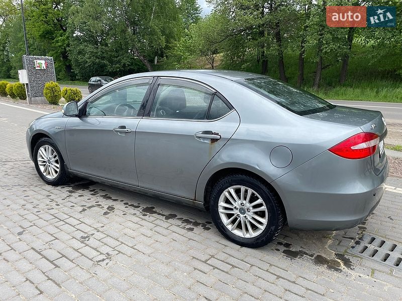 Седан JAC J5 2014 в Долине