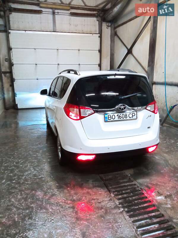Минивэн JAC J6 2015 в Тернополе