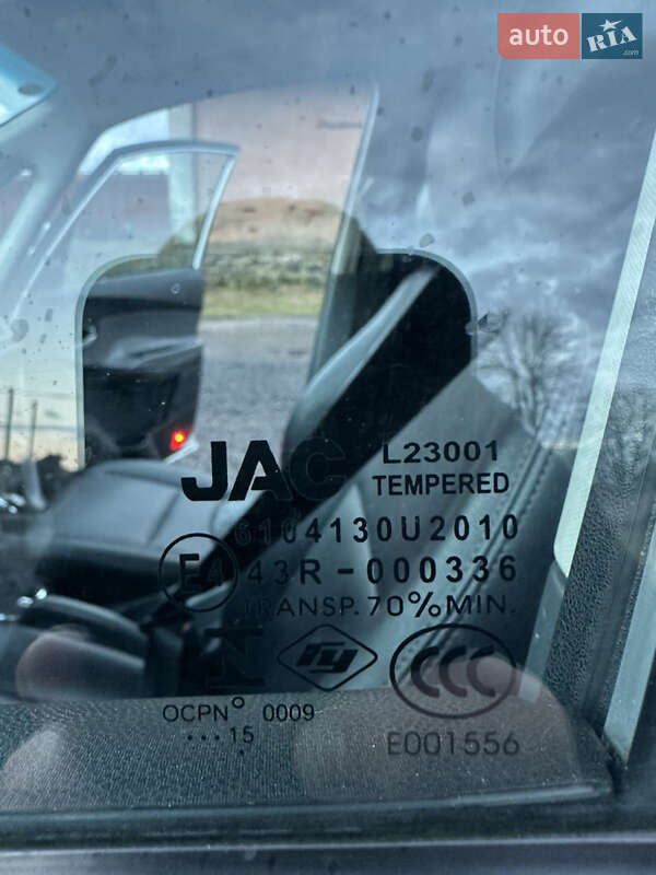 Мінівен JAC J6 2016 в Маневичах