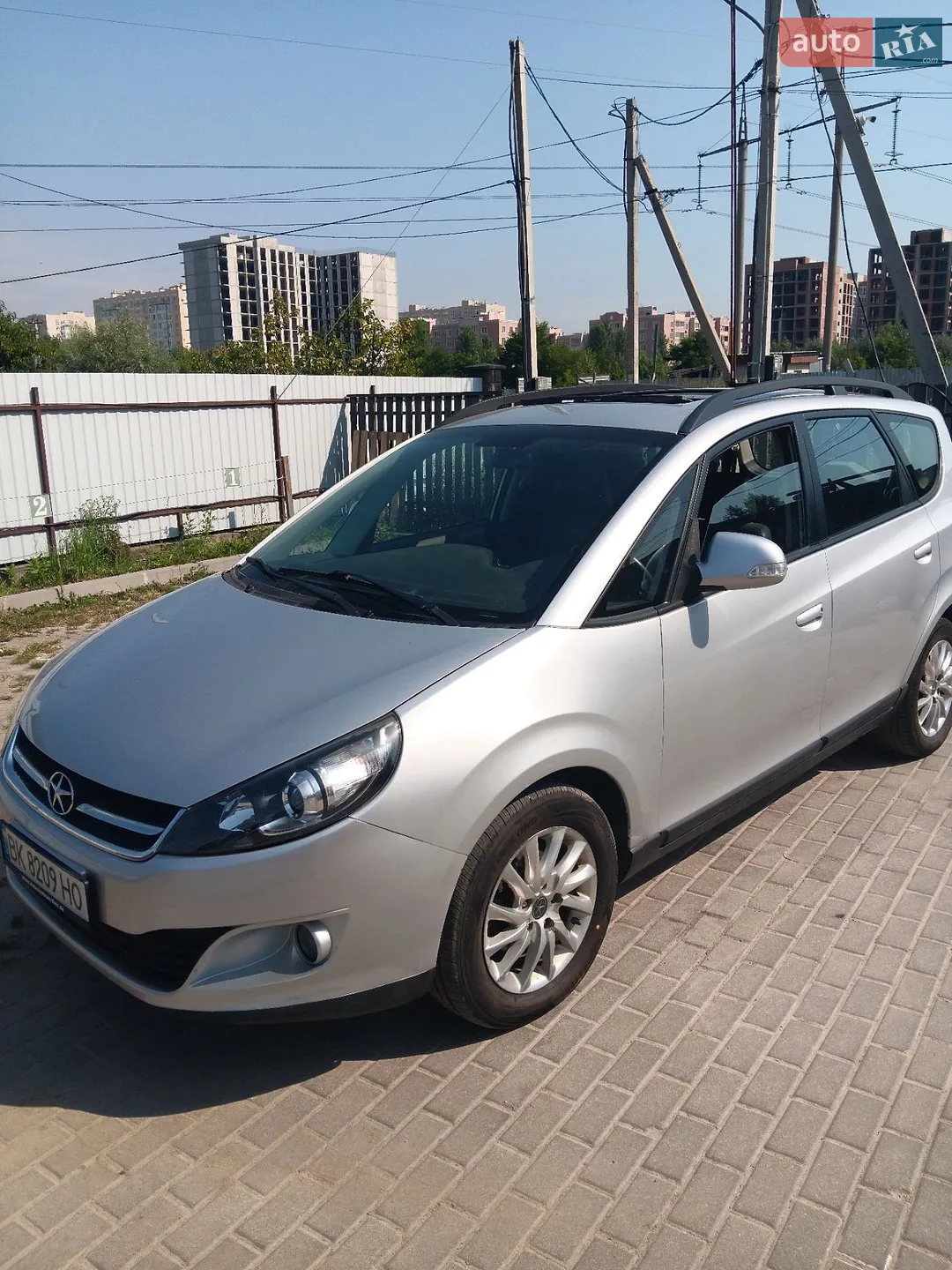 2016 JAC J6 (Heyue RS) - мініатюра 3