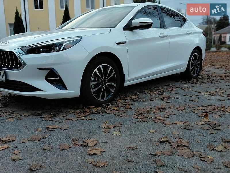 Лифтбек JAC J7 2021 в Синельниково