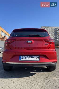 Позашляховик / Кросовер JAC JS2 2021 в 
