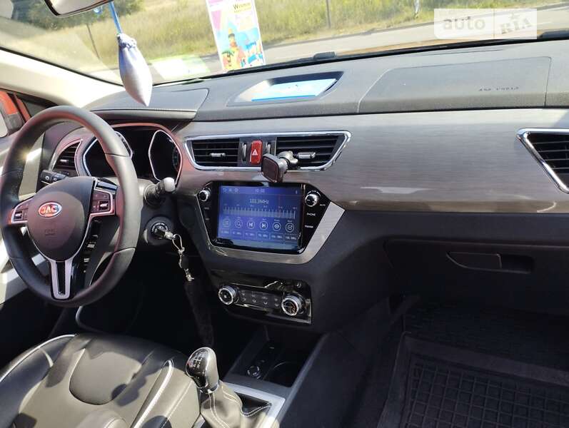 Внедорожник / Кроссовер JAC S2 2020 в Ирпене