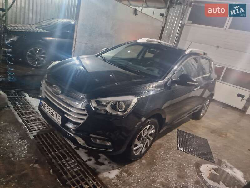 Внедорожник / Кроссовер JAC S2 2020 в Запорожье