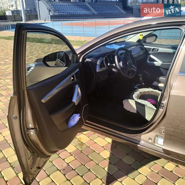 Внедорожник / Кроссовер JAC S2 2019 в Днепре фото 6 Внедорожник / Кроссовер JAC S2 2019 в Днепре