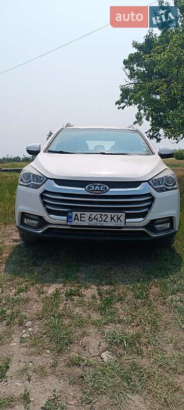 Хэтчбек JAC S2 2019 в 