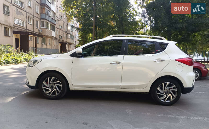 Хэтчбек JAC S2 2017 в Николаеве