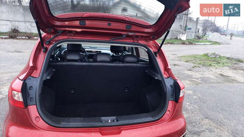 Хэтчбек JAC S2 2017 в Белой Церкви фото 10 Хэтчбек JAC S2 2017 в Белой Церкви