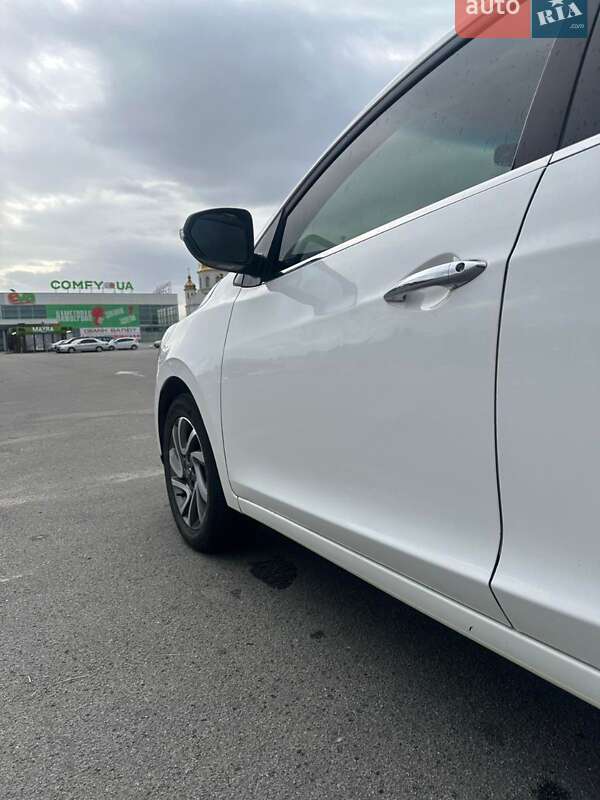 Хэтчбек JAC S2 2016 в Славянске