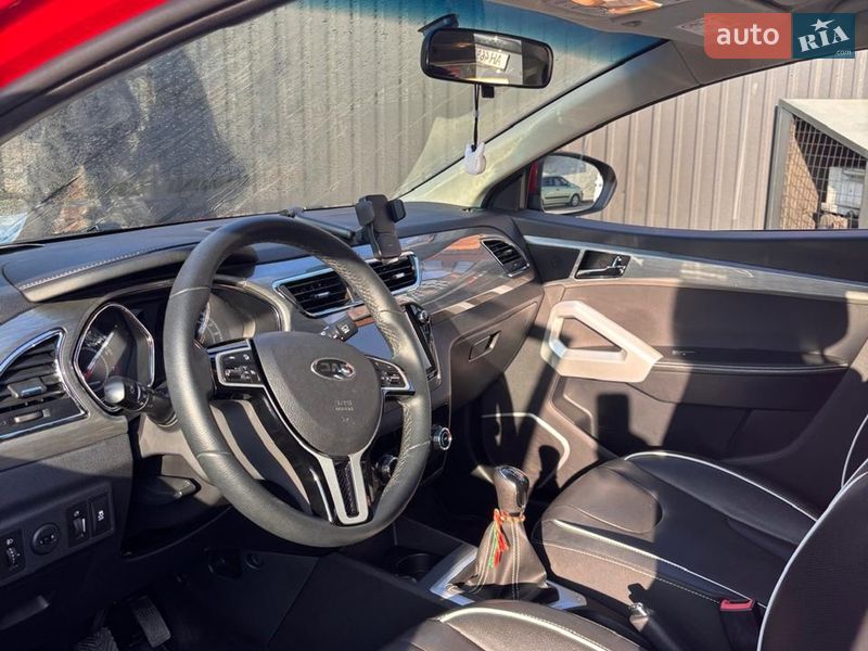 Внедорожник / Кроссовер JAC S2 2020 в Ирпене