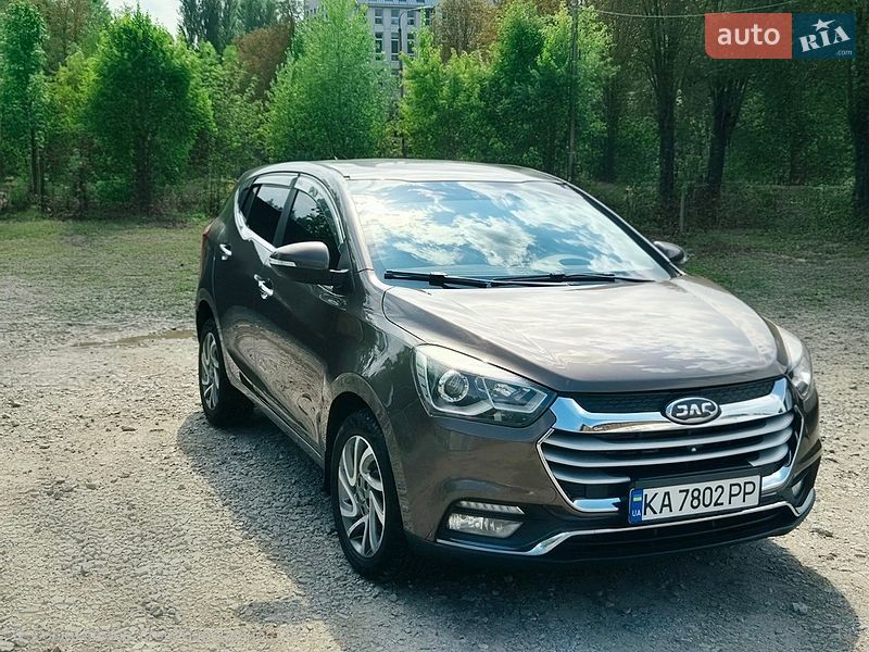 Хэтчбек JAC S2 2017 в Киеве