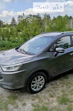 Внедорожник / Кроссовер JAC S3 2015 в 