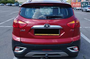 Хэтчбек JAC S3 2015 в 