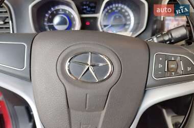 Хэтчбек JAC S3 2015 в 