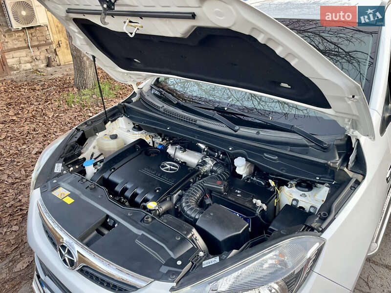 Позашляховик / Кросовер JAC S5 2014 в Запоріжжі фото 28 Позашляховик / Кросовер JAC S5 2014 в Запоріжжі