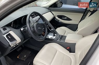 Внедорожник / Кроссовер Jaguar E-Pace 2018 в Киеве