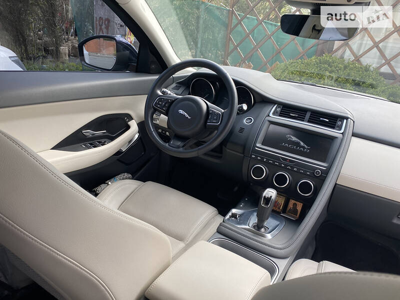 Позашляховик / Кросовер Jaguar E-Pace 2018 в Києві