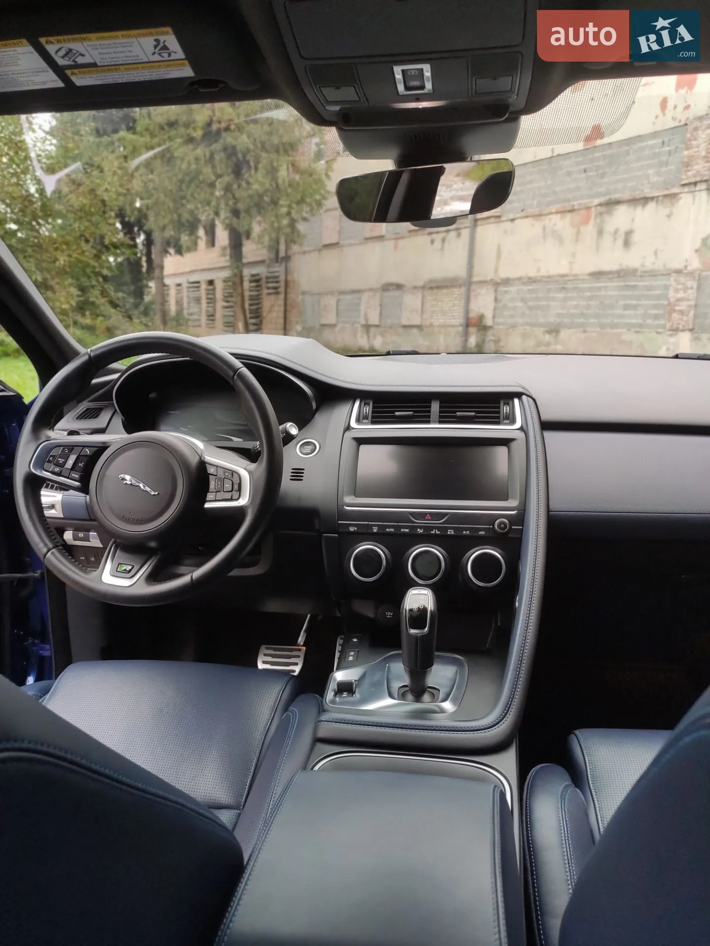 2018 Jaguar E-Pace - мініатюра 24
