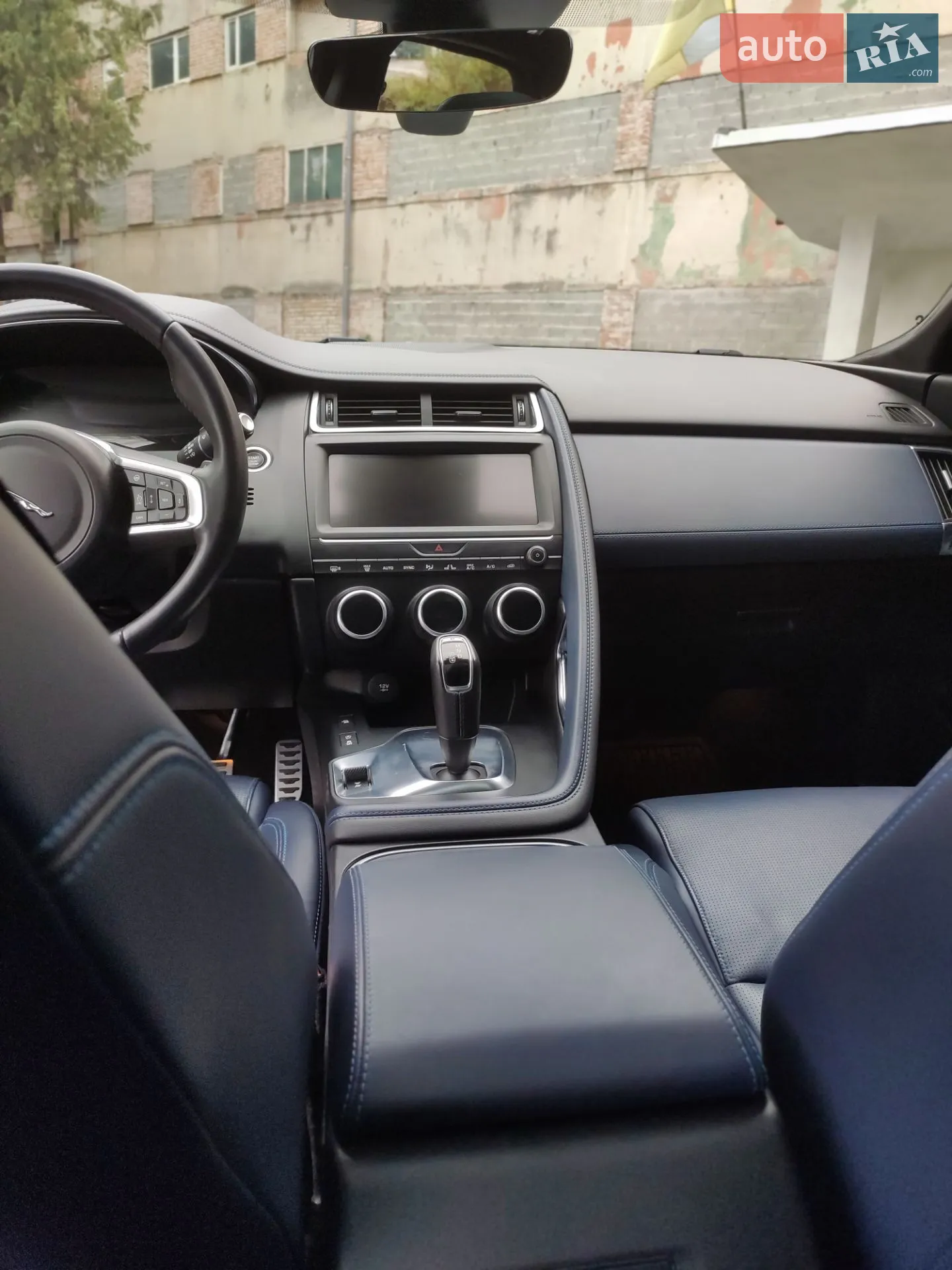 2018 Jaguar E-Pace - мініатюра 25