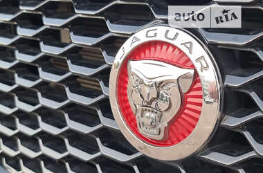 Внедорожник / Кроссовер Jaguar E-Pace 2018 в Одессе
