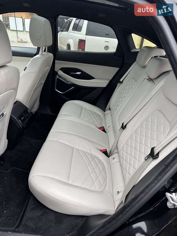 Внедорожник / Кроссовер Jaguar E-Pace 2017 в Ивано-Франковске фото 5 Внедорожник / Кроссовер Jaguar E-Pace 2017 в Ивано-Франковске
