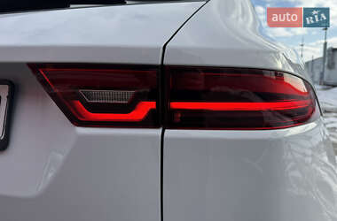 Внедорожник / Кроссовер Jaguar E-Pace 2018 в 