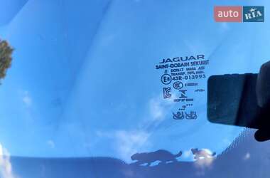 Внедорожник / Кроссовер Jaguar E-Pace 2019 в 